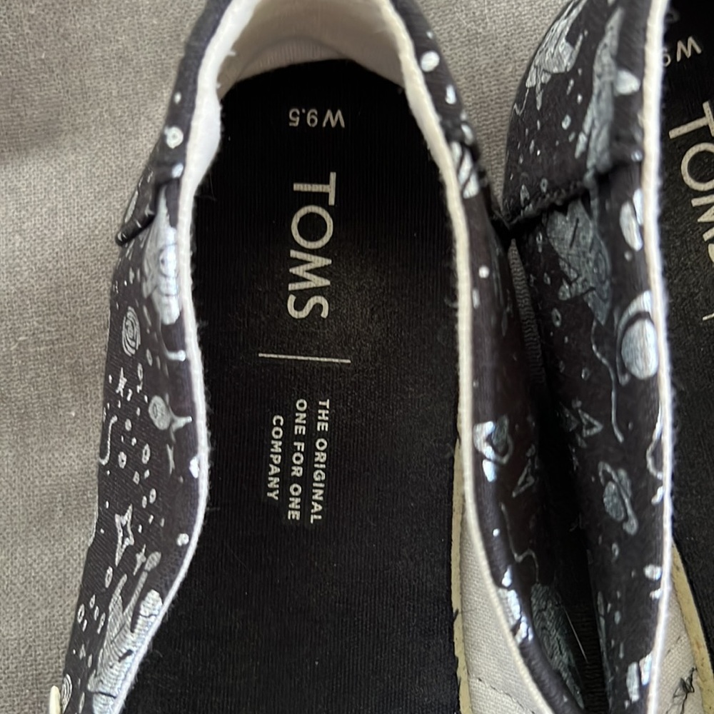 Toms Women’s Space Slide Ons Limited Edition View 4
